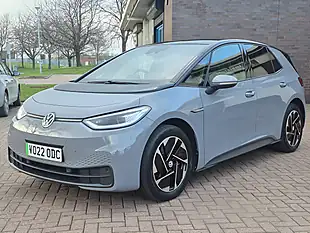 Used 2022 Volkswagen ID.3 Pro Performance Family Moonstone Grey - Interior and Exterior details 8
