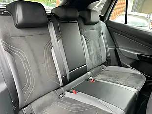 Used 2022 Volkswagen Id.4 Life Grey - Interior and Exterior details 14