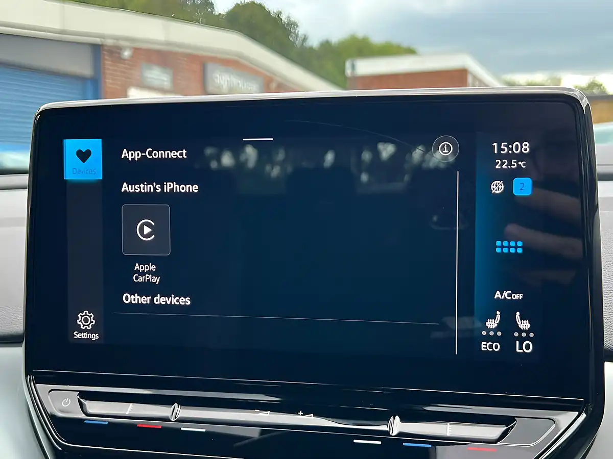 Used 2022 Volkswagen Id.4 Life Grey - Interior and Exterior details 16