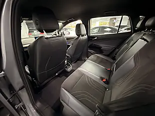 Used 2022 Volkswagen ID.4 Life Moonstone Grey - Interior and Exterior details 10