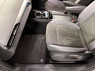 Used 2022 Volkswagen ID.4 Life Moonstone Grey - Interior and Exterior details 20