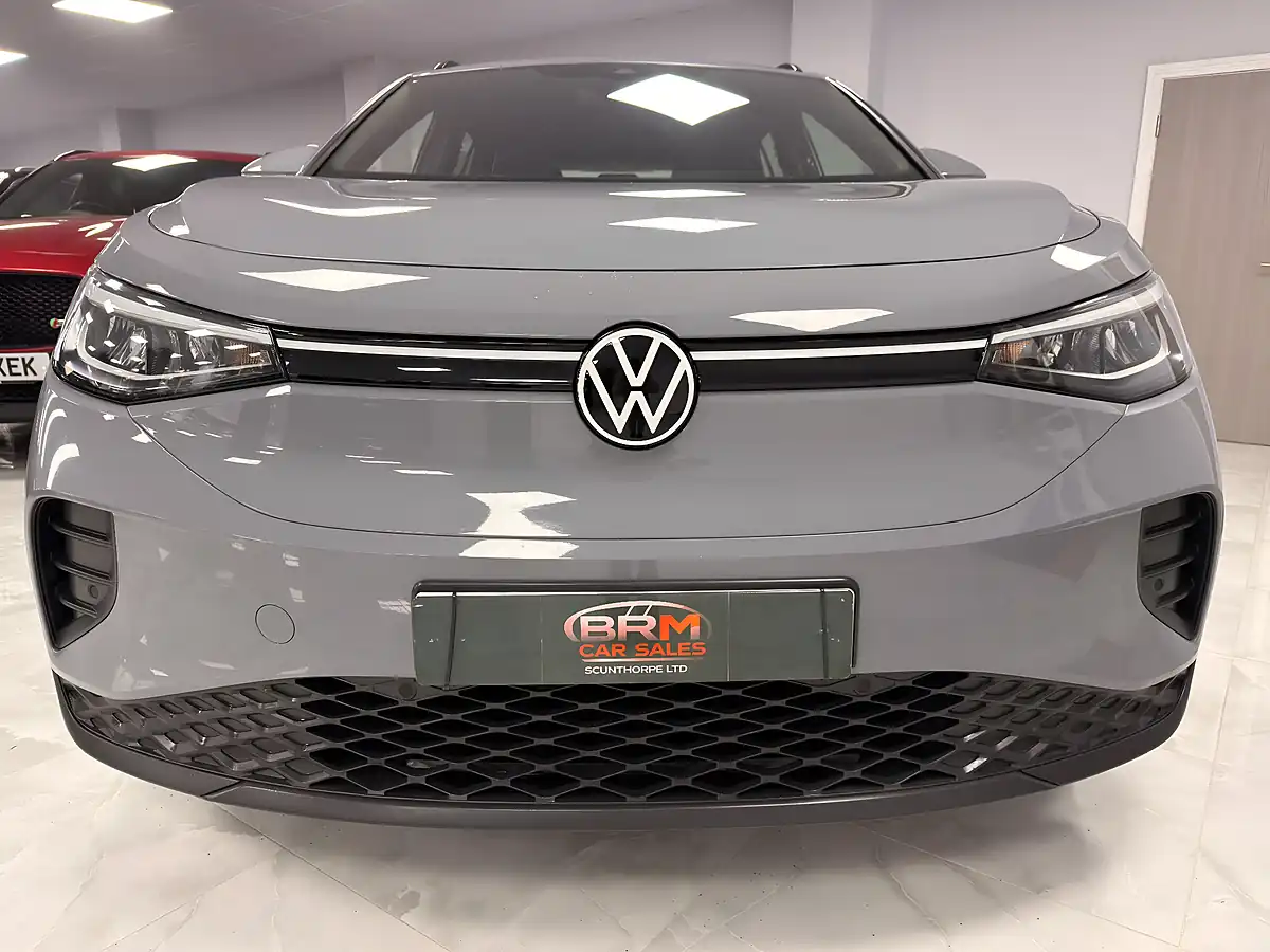 Used 2022 Volkswagen ID.4 Life Moonstone Grey - Interior and Exterior details 3