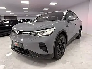 Used 2022 Volkswagen ID.4 Life Moonstone Grey - Interior and Exterior details 4
