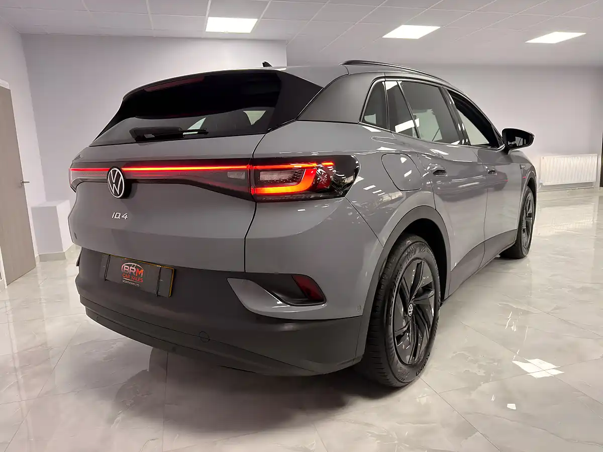 Used 2022 Volkswagen ID.4 Life Moonstone Grey - Interior and Exterior details 8
