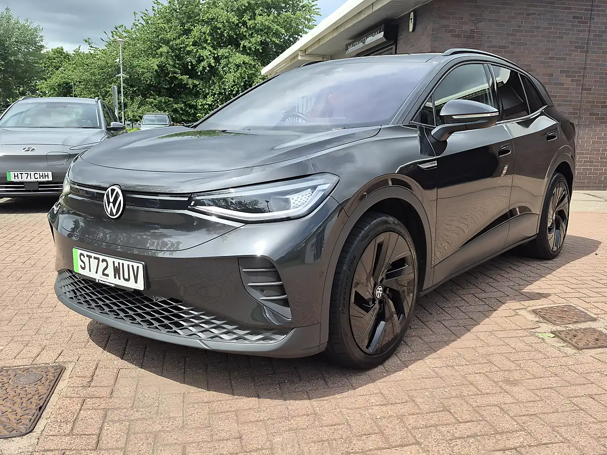 Used 2022 Volkswagen ID.4 Pro Performance Grey - Interior and Exterior details 10