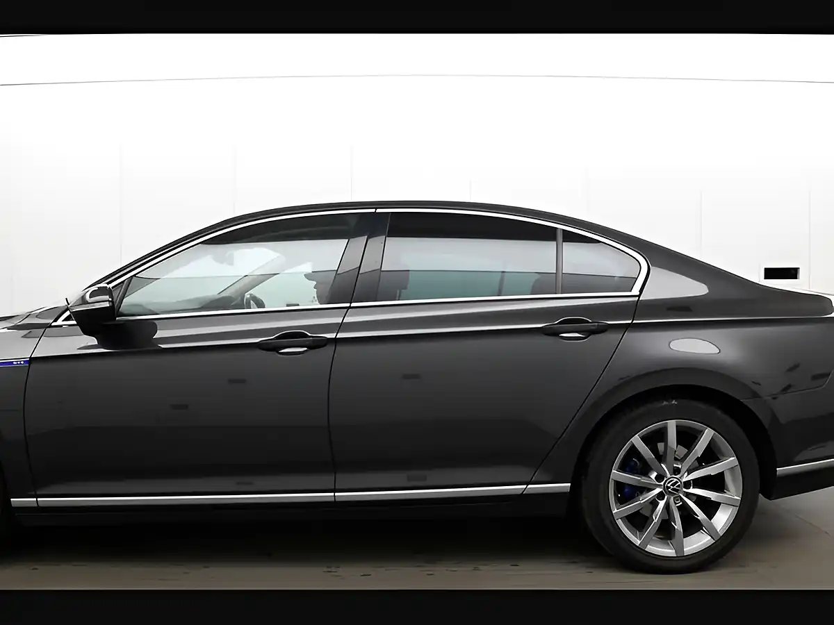 Used 2022 Volkswagen Passat Advance Manganese Grey - Interior and Exterior details 10