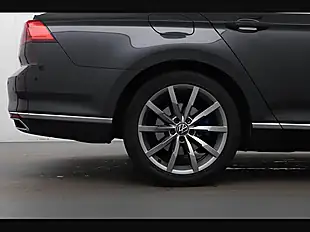 Used 2022 Volkswagen Passat Advance Manganese Grey - Interior and Exterior details 17