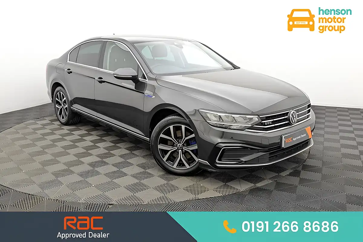 Used 2022 Volkswagen Passat Gte Grey - Front View