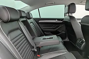 Used 2022 Volkswagen Passat Gte Grey - Interior and Exterior details 10