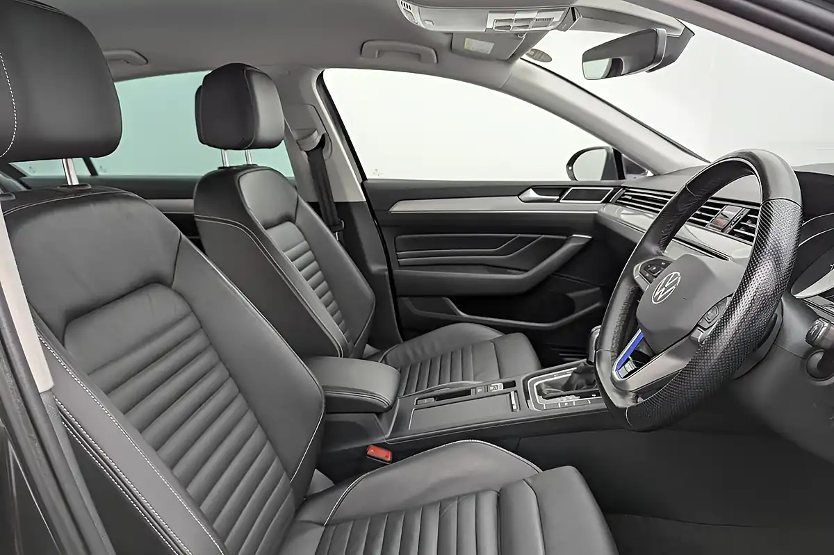 Used 2022 Volkswagen Passat Gte Grey - Interior and Exterior details 2