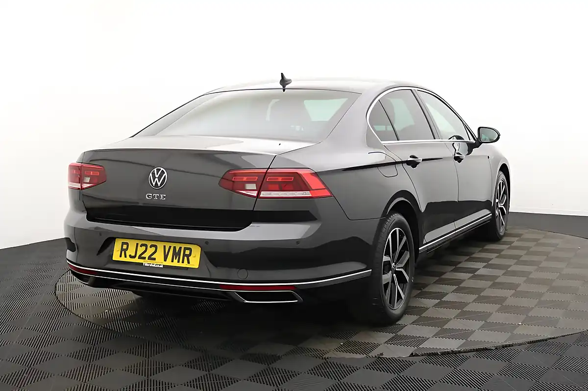 Used 2022 Volkswagen Passat Gte Grey - Interior and Exterior details 3