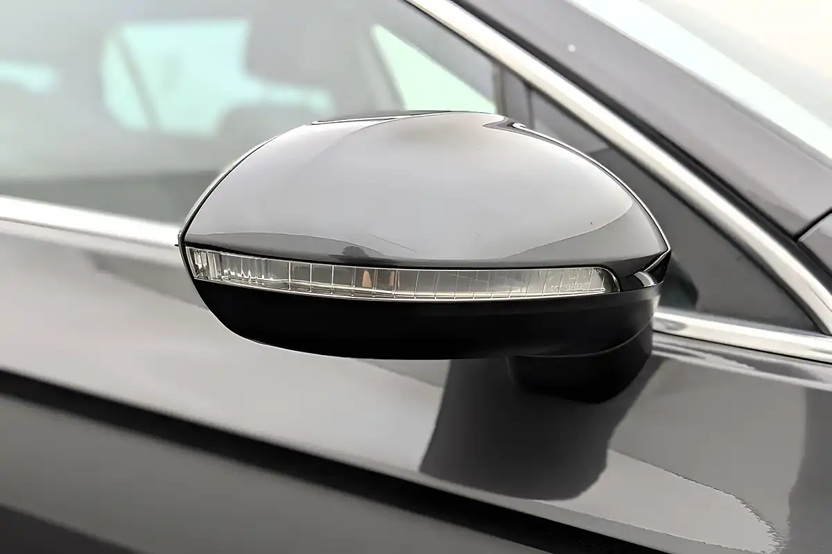 Used 2022 Volkswagen Passat Gte Grey - Interior and Exterior details 16
