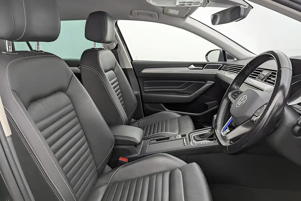 Used 2022 Volkswagen Passat Gte Grey - Interior and Exterior details 2