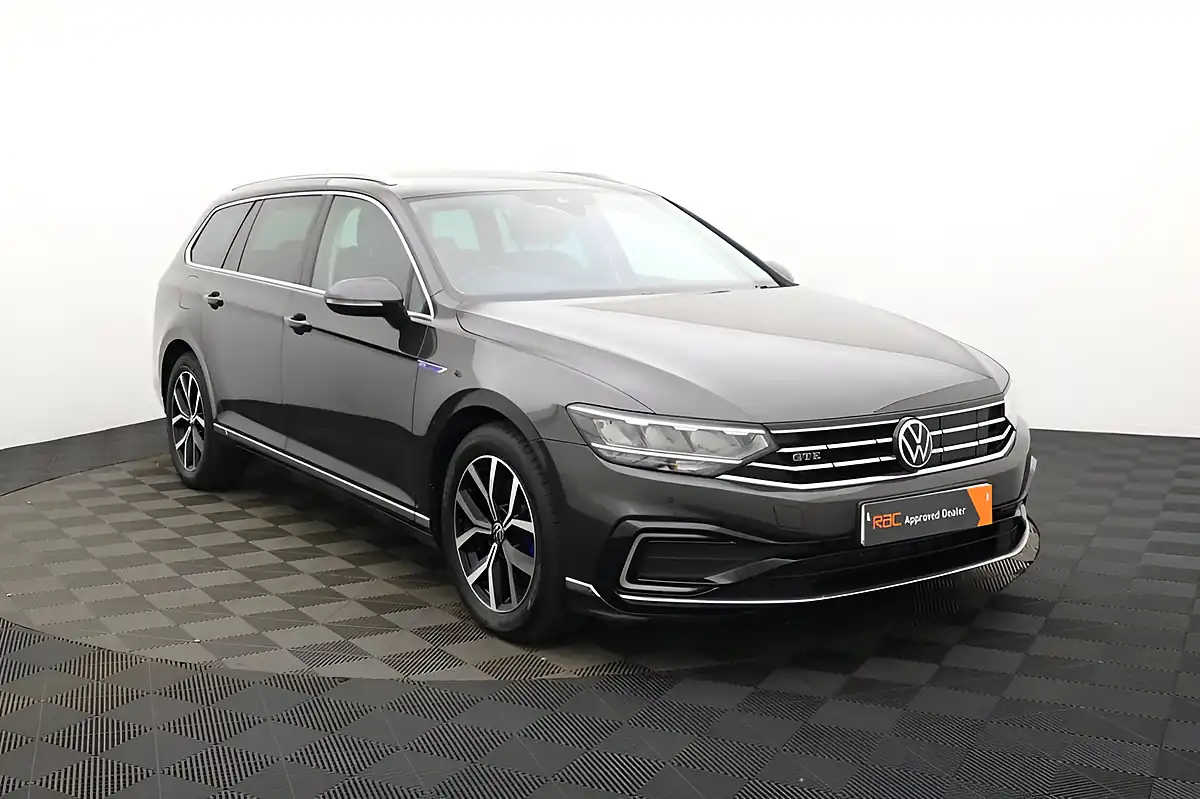 Used 2022 Volkswagen Passat Gte Grey - Interior and Exterior details 8