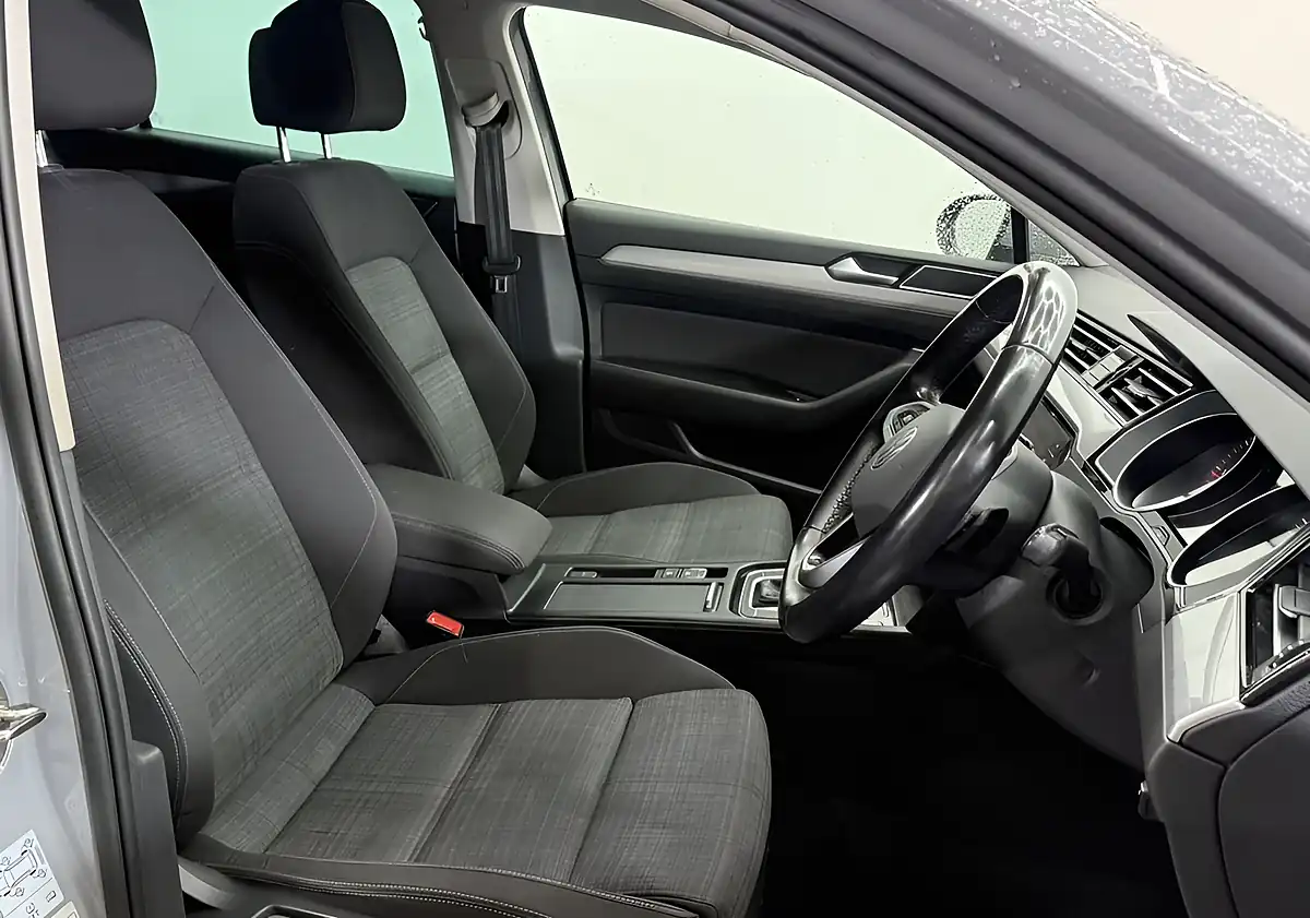 Used 2022 Volkswagen Passat Se Nav Grey - Interior and Exterior details 12