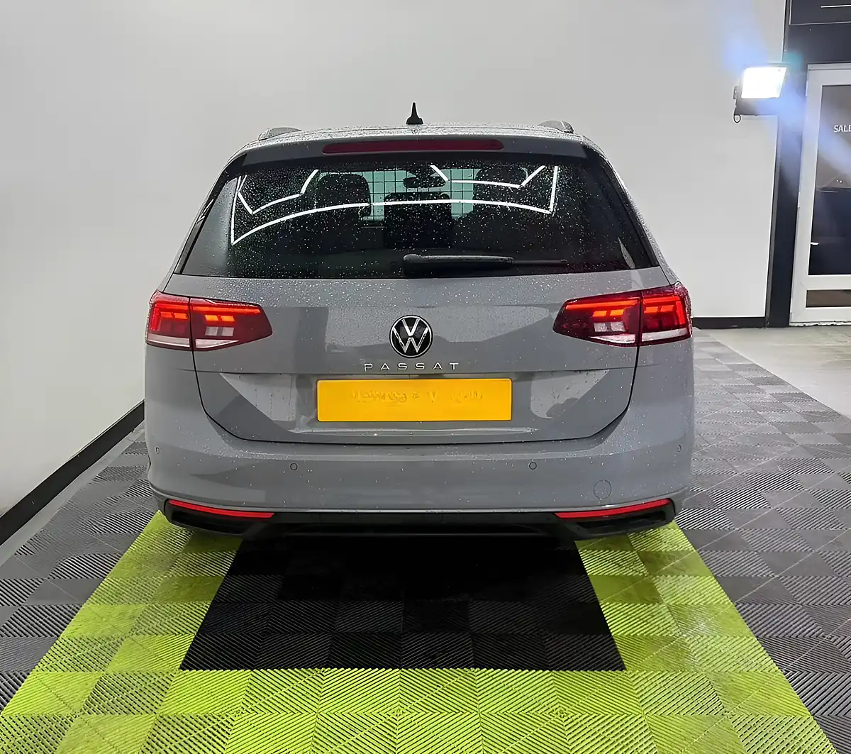 Used 2022 Volkswagen Passat Se Nav Grey - Interior and Exterior details 5