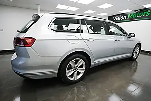 Used 2022 Volkswagen Passat Se Nav Silver - Interior and Exterior details 4
