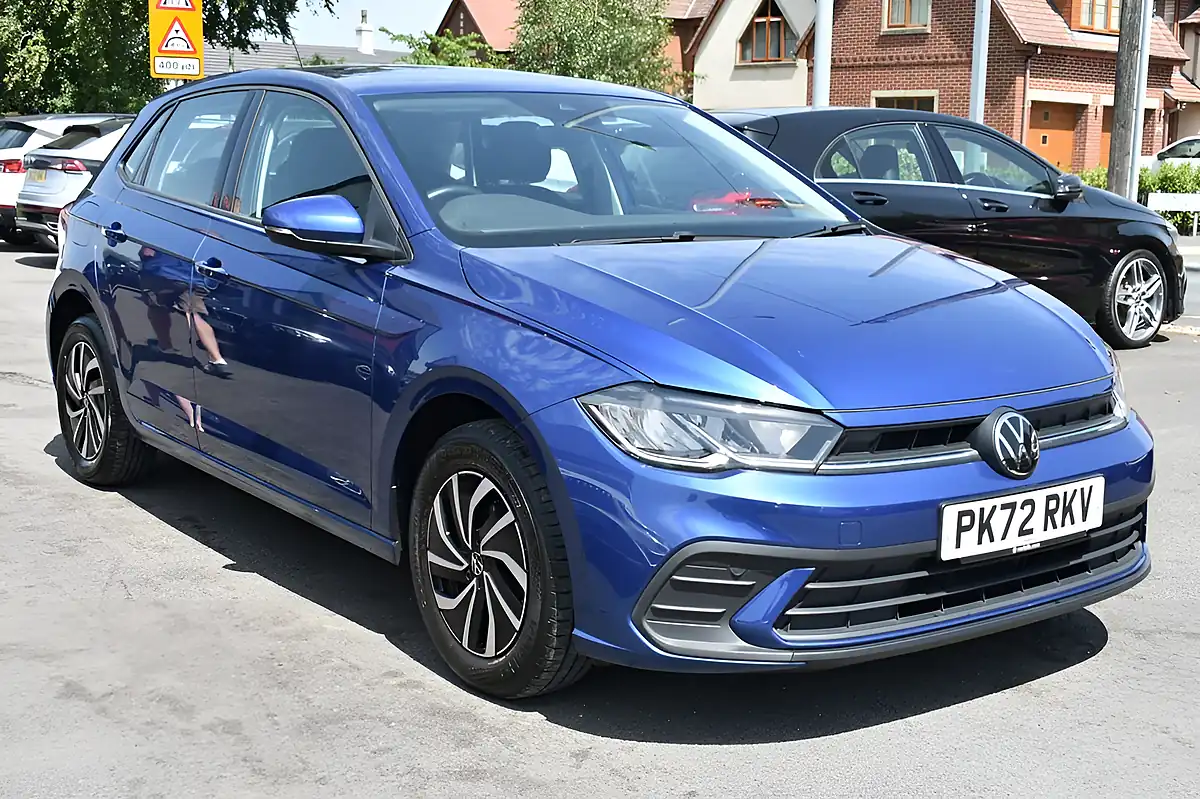 Used 2022 Volkswagen Polo Life Blue - Interior and Exterior details 3
