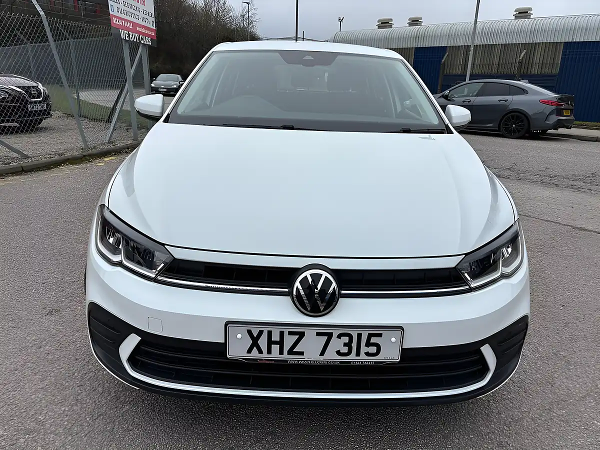Used 2022 Volkswagen Polo Life White - Interior and Exterior details 12