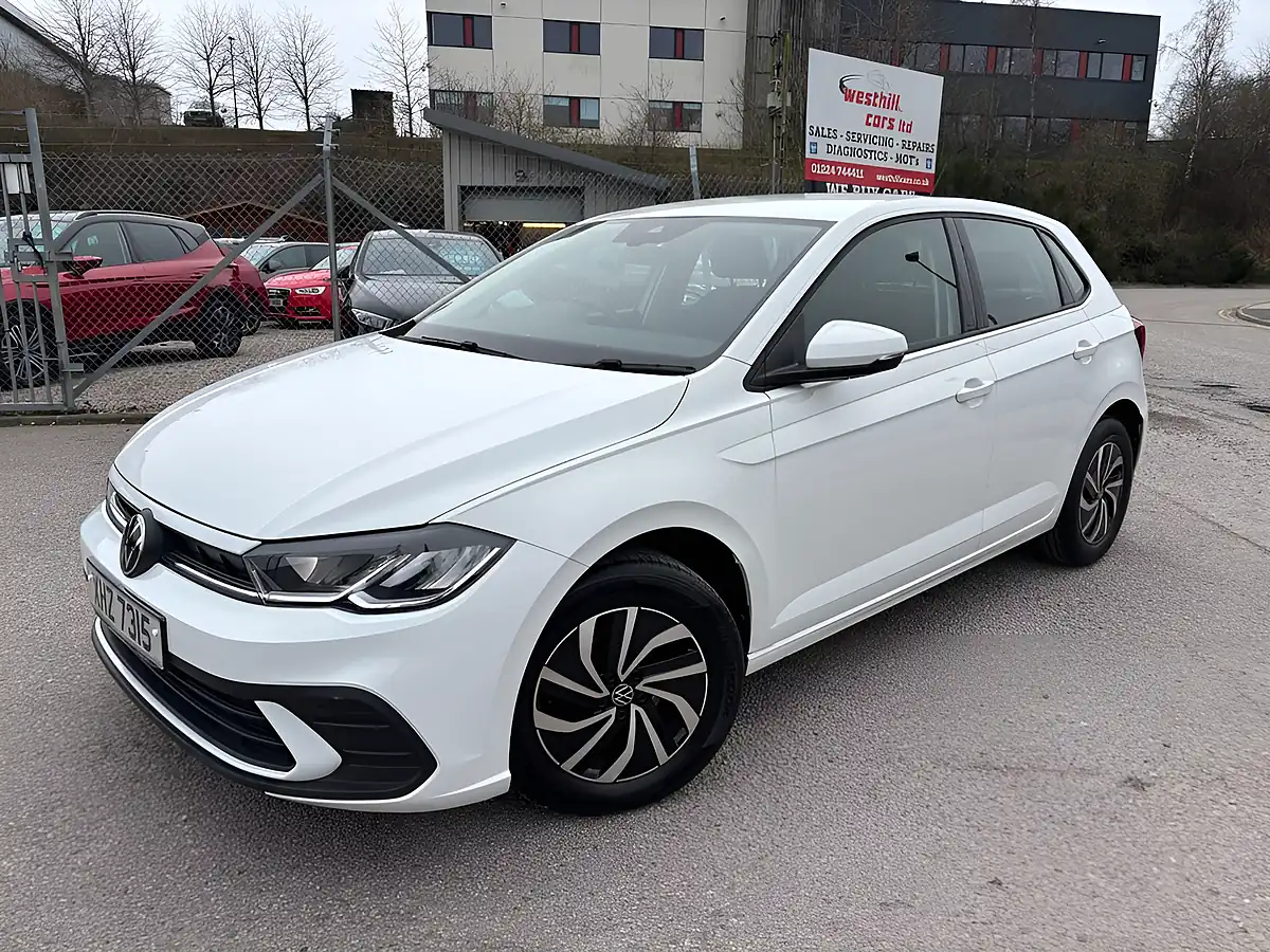 Used 2022 Volkswagen Polo Life White - Interior and Exterior details 14