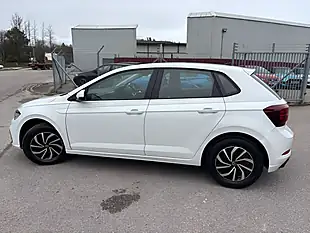 Used 2022 Volkswagen Polo Life White - Interior and Exterior details 8