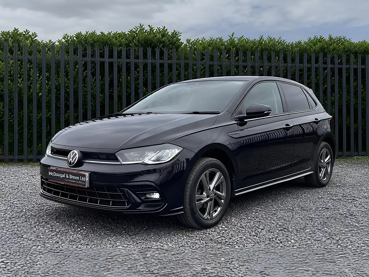 Used 2022 Volkswagen Polo R-Line Black - Front View