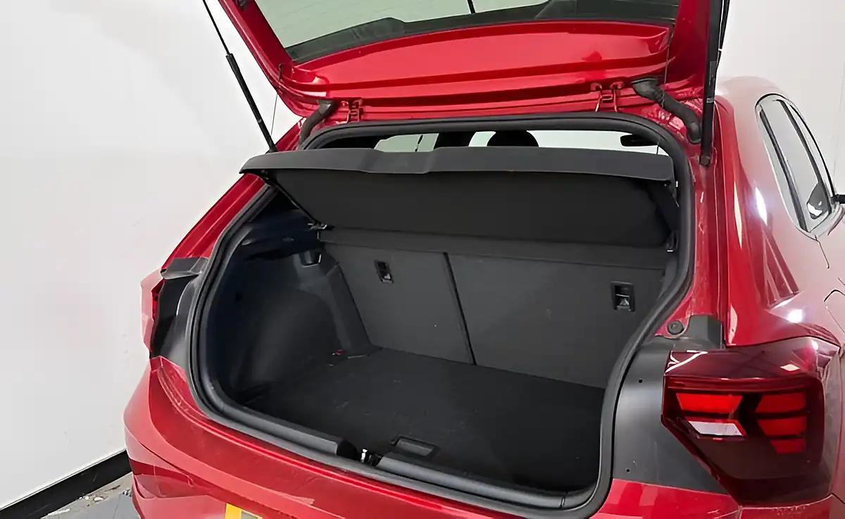 Used 2022 Volkswagen Polo R-Line Red - Interior and Exterior details 4