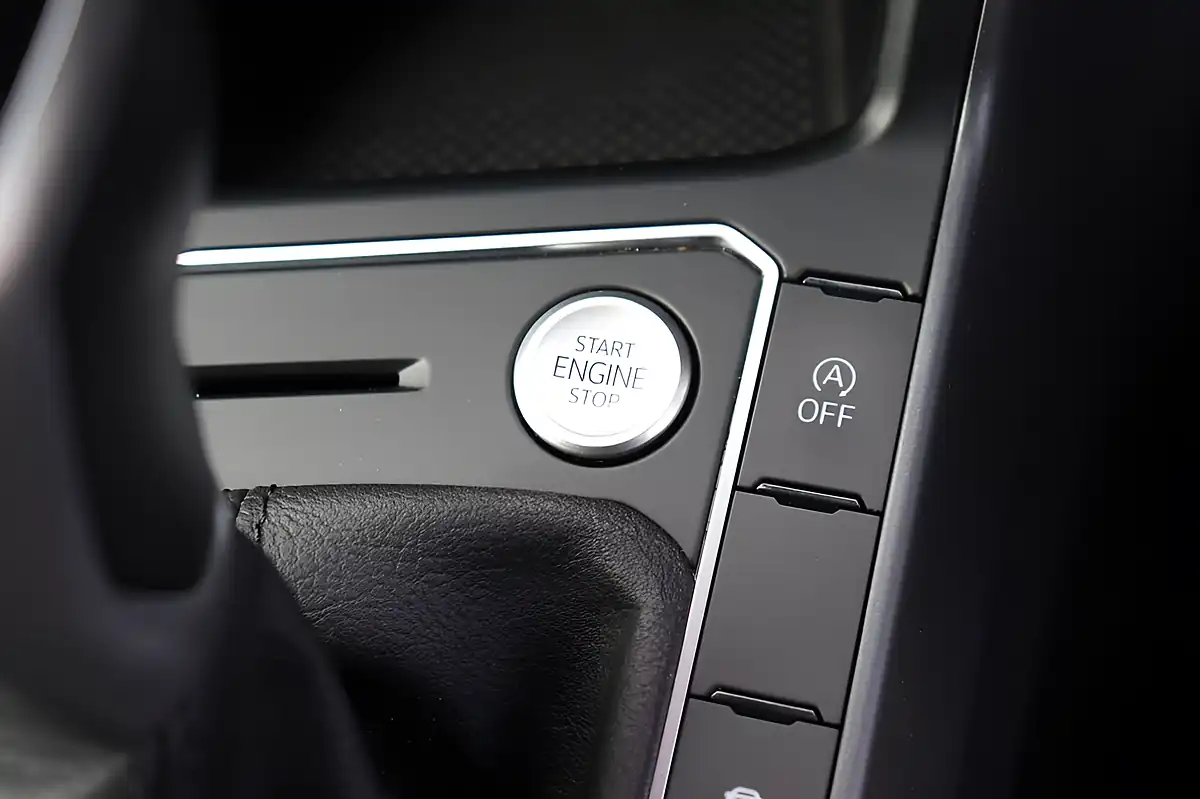 Used 2022 Volkswagen Polo R-Line Reef Blue - Interior and Exterior details 18