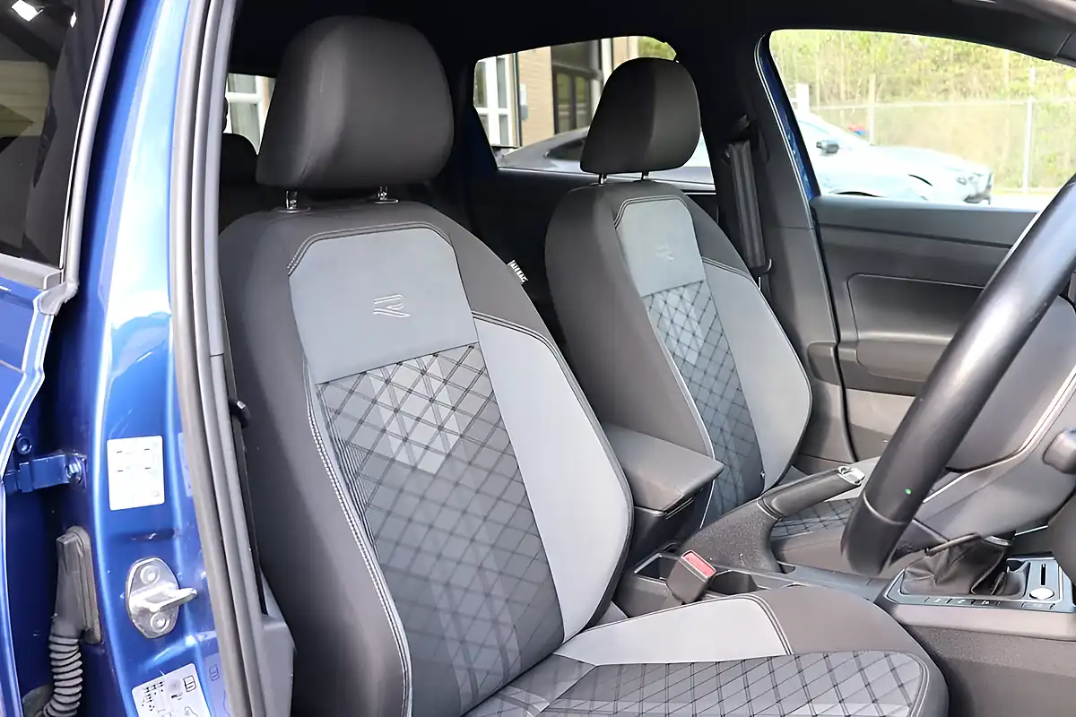 Used 2022 Volkswagen Polo R-Line Reef Blue - Interior and Exterior details 4
