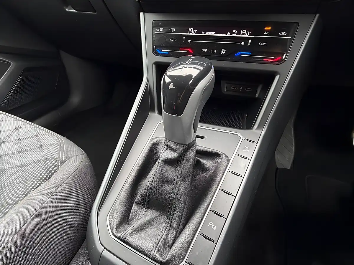 Used 2022 Volkswagen Polo R-Line White - Interior and Exterior details 14