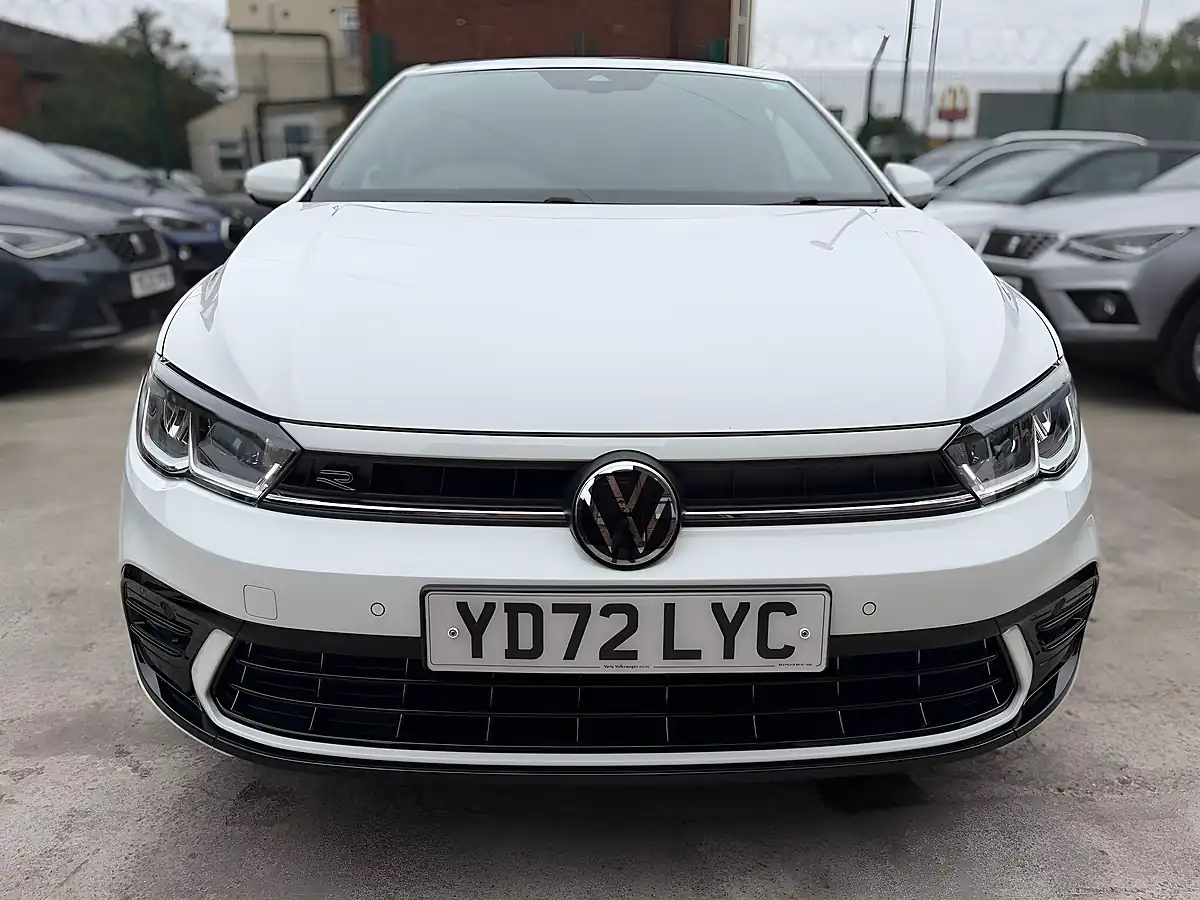 Used 2022 Volkswagen Polo R-Line White - Interior and Exterior details 5
