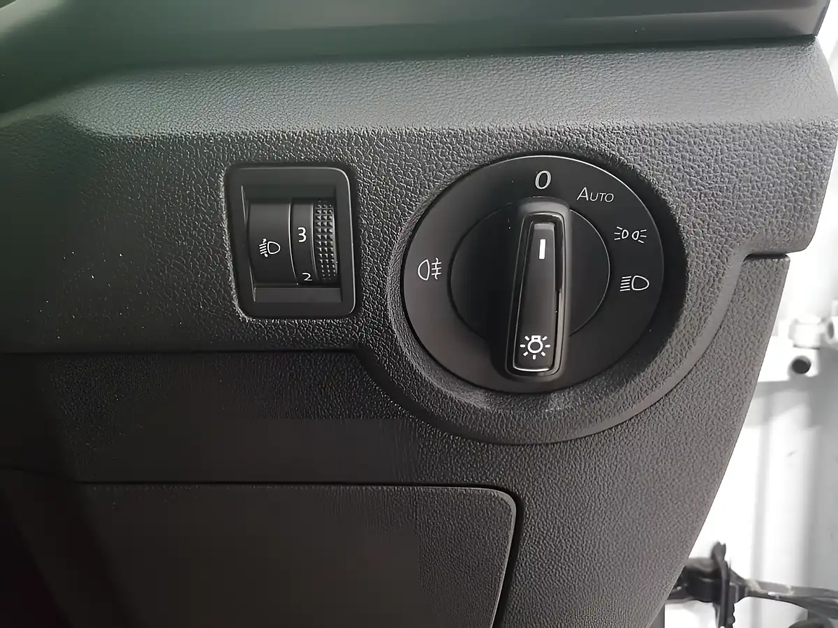 Used 2022 Volkswagen T-Cross S White - Interior and Exterior details 15