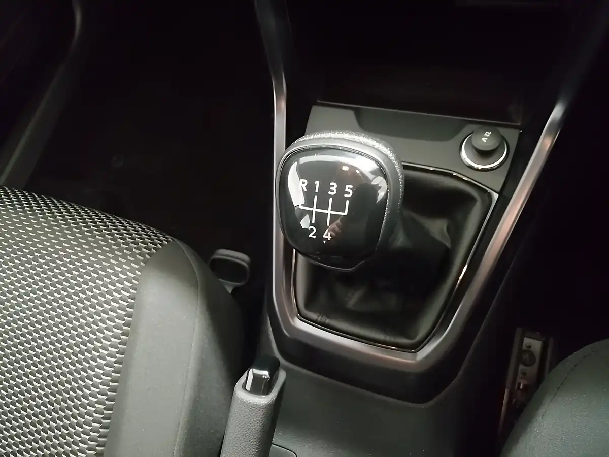 Used 2022 Volkswagen T-Cross S White - Interior and Exterior details 16
