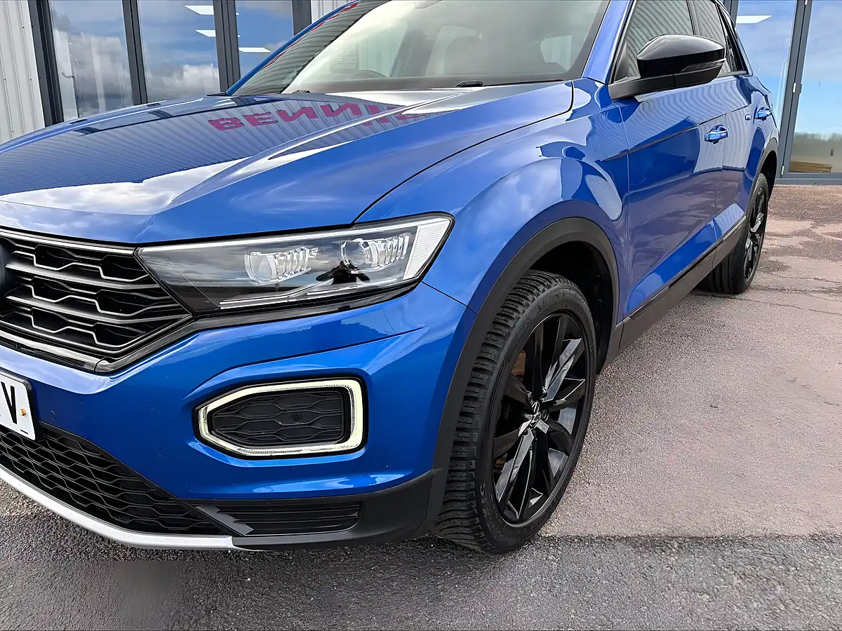 Used 2022 Volkswagen T-Roc Black Edition Blue - Interior and Exterior details 12