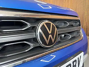 Used 2022 Volkswagen T-Roc Life Blue - Interior and Exterior details 14