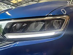 Used 2022 Volkswagen T-Roc Life Blue - Interior and Exterior details 15