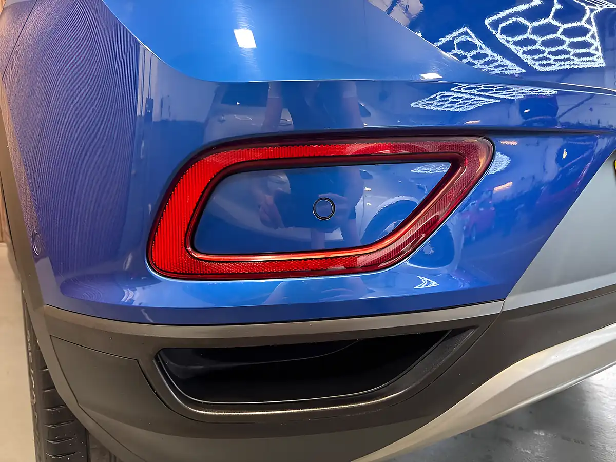 Used 2022 Volkswagen T-Roc Life Blue - Interior and Exterior details 20