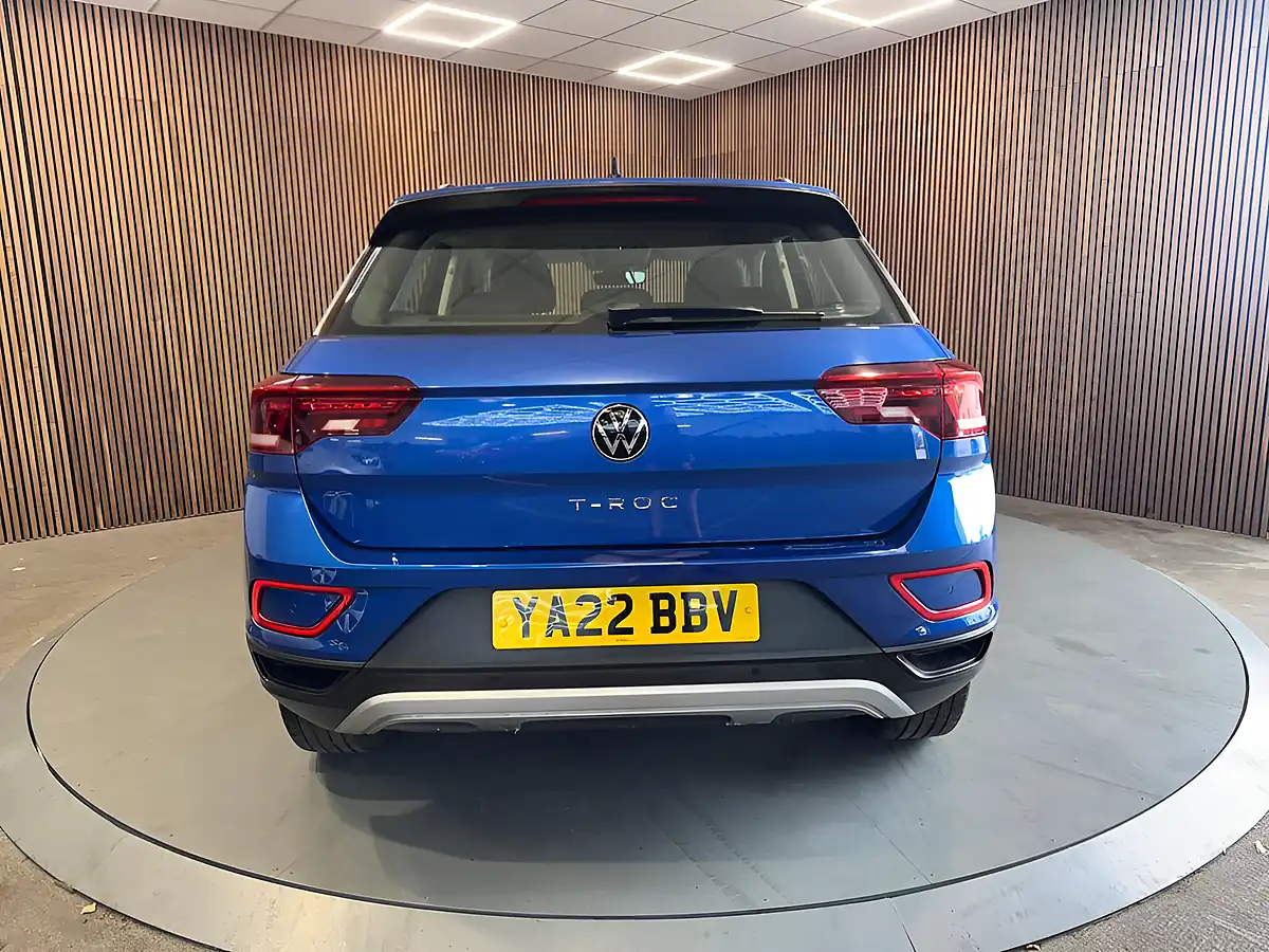 Used 2022 Volkswagen T-Roc Life Blue - Interior and Exterior details 4