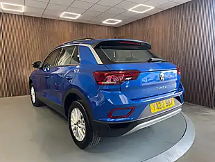 Used 2022 Volkswagen T-Roc Life Blue - Interior and Exterior details 5