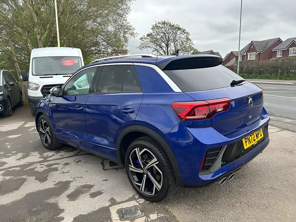 Used 2022 Volkswagen T-Roc R Blue - Interior and Exterior details 9