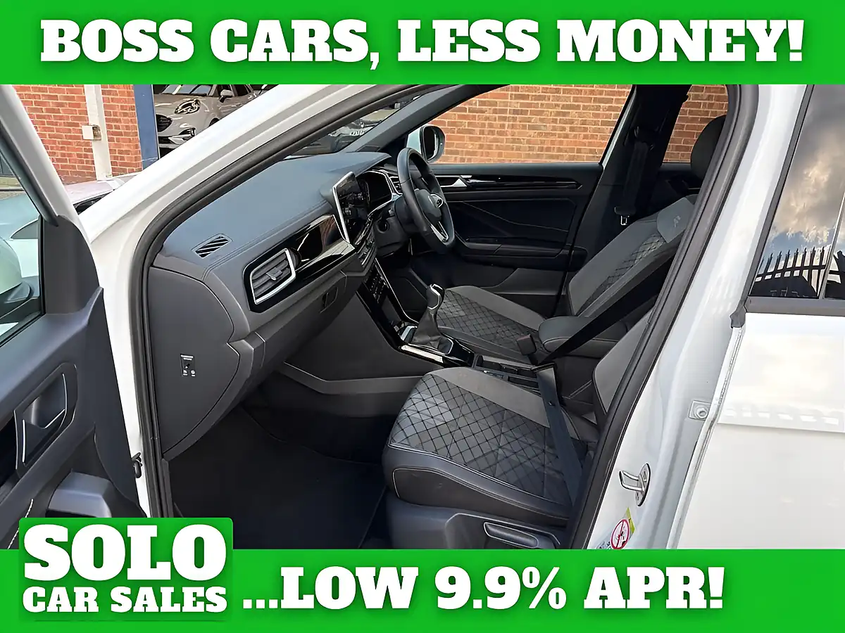 Used 2022 Volkswagen T-Roc R-Line White - Interior and Exterior details 12