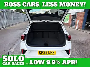 Used 2022 Volkswagen T-Roc R-Line White - Interior and Exterior details 5