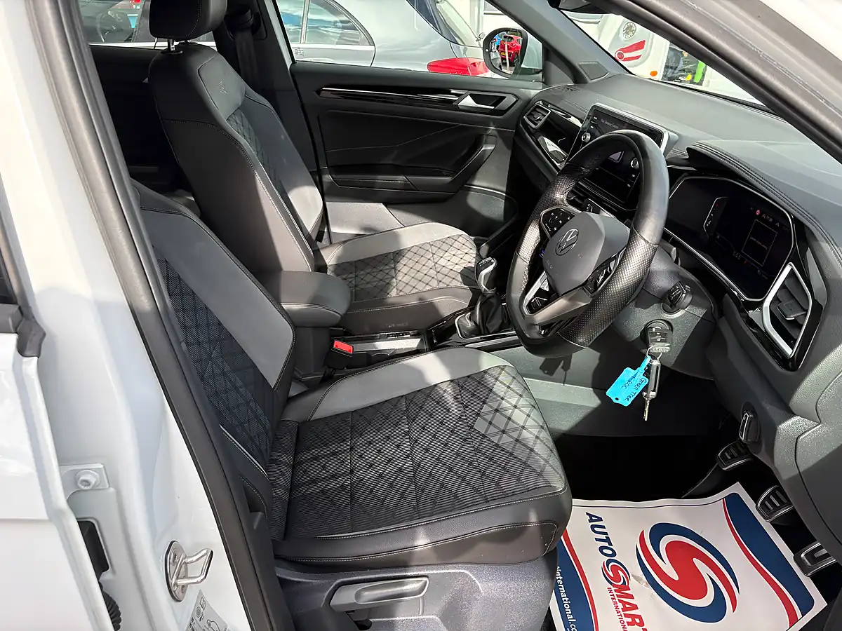 Used 2022 Volkswagen T-Roc R-Line White - Interior and Exterior details 13