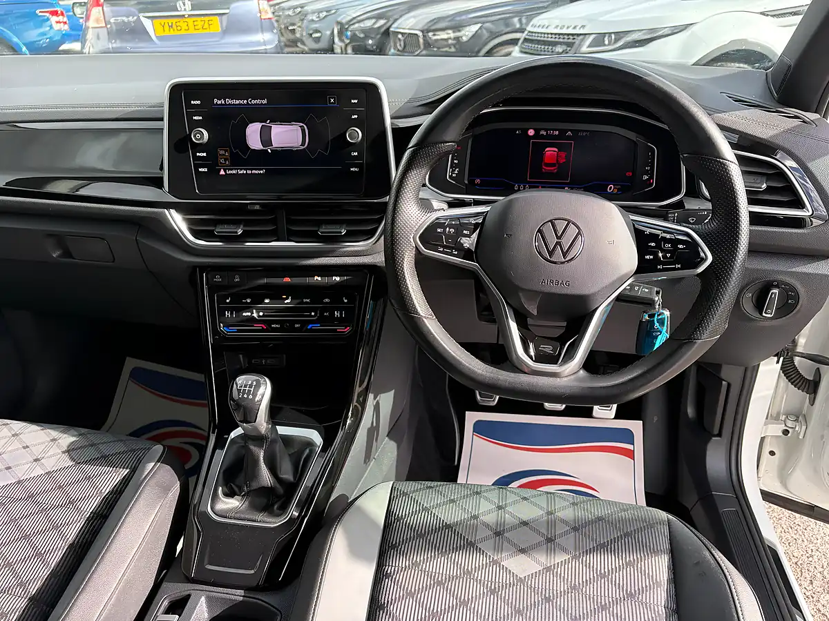 Used 2022 Volkswagen T-Roc R-Line White - Interior and Exterior details 16