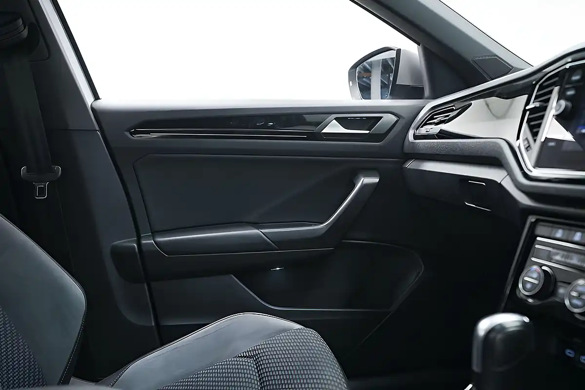 Used 2022 Volkswagen T-Roc R Silver - Interior and Exterior details 15