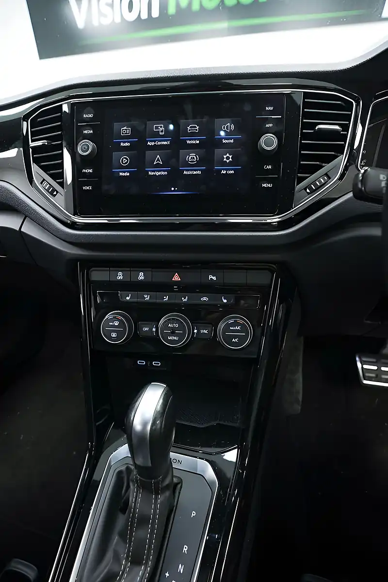 Used 2022 Volkswagen T-Roc R Silver - Interior and Exterior details 17