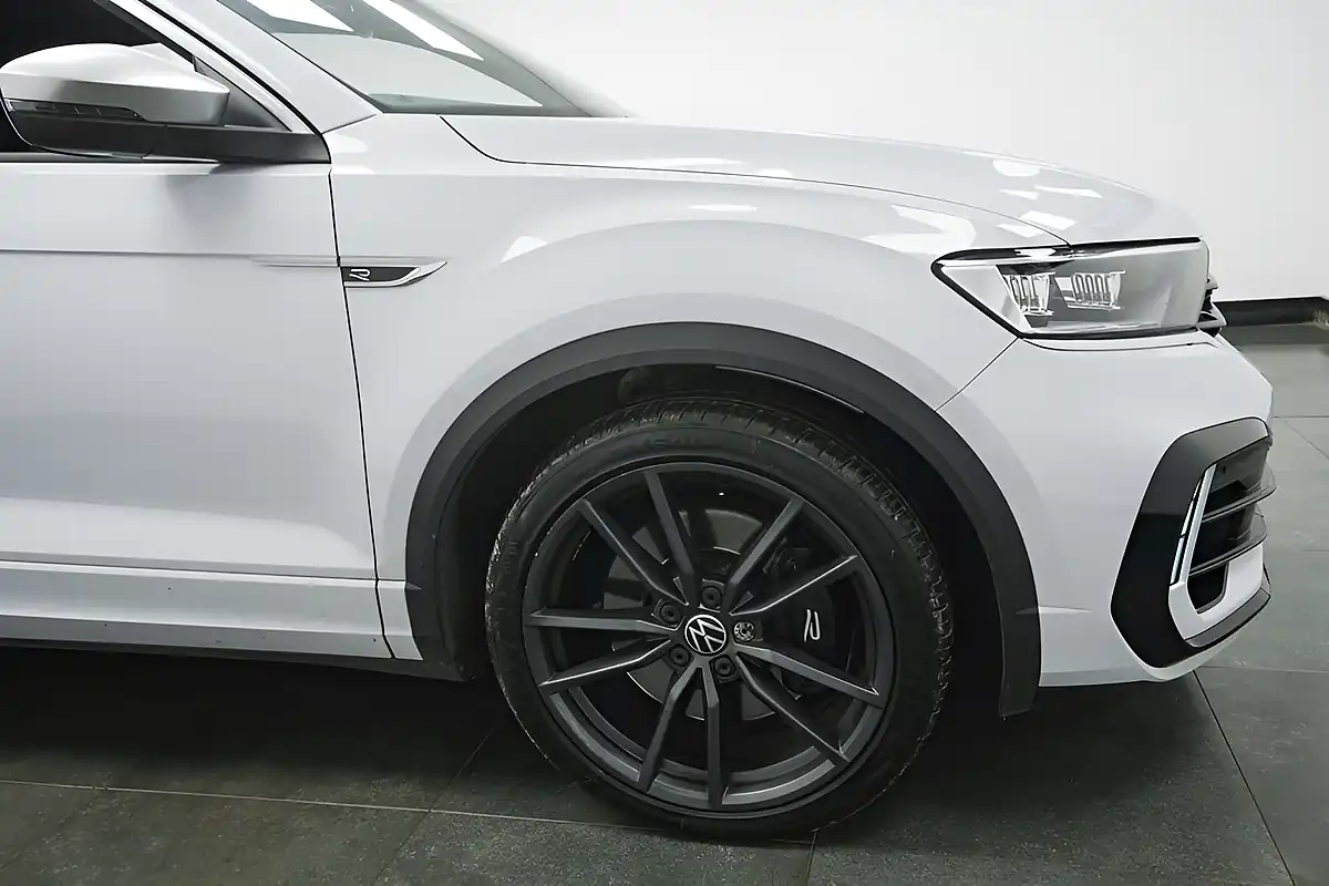 Used 2022 Volkswagen T-Roc R Silver - Interior and Exterior details 4