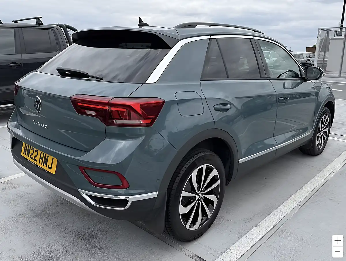 Used 2022 Volkswagen T-Roc Style Blue - Interior and Exterior details 5