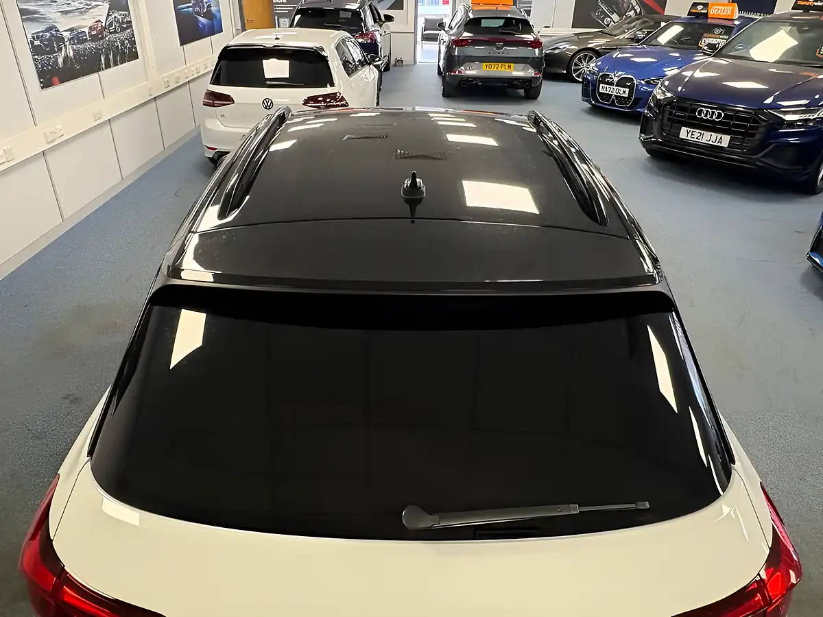 Used 2022 Volkswagen T-Roc Style Pure White - Interior and Exterior details 10