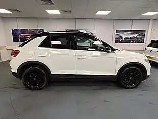 Used 2022 Volkswagen T-Roc Style Pure White - Interior and Exterior details 3